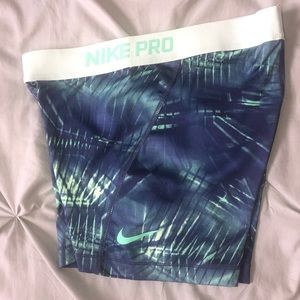 Women’s Nike Pro Compression shorts